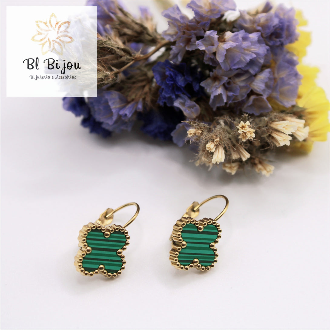 Conjunto de Fio, Pulseira e Brincos em Aço Inoxidável Trevo Verde